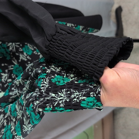 Alfani Black and Green Floral Tunic - Picture 4 of 7